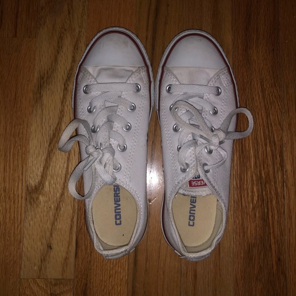 Youth sized converse all stars - Picture 3 of 5